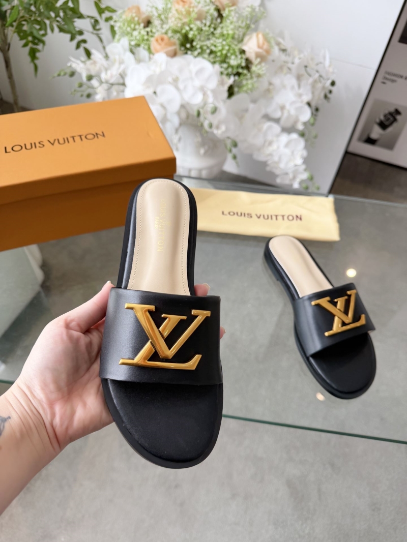 l0vis Vvtt0n slippers